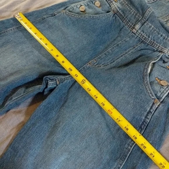 Levi's Loose Fit Overalls Dark - Medium Wash Denim Jeans Jumpsuit 90s Mom - Picture 7 of 11